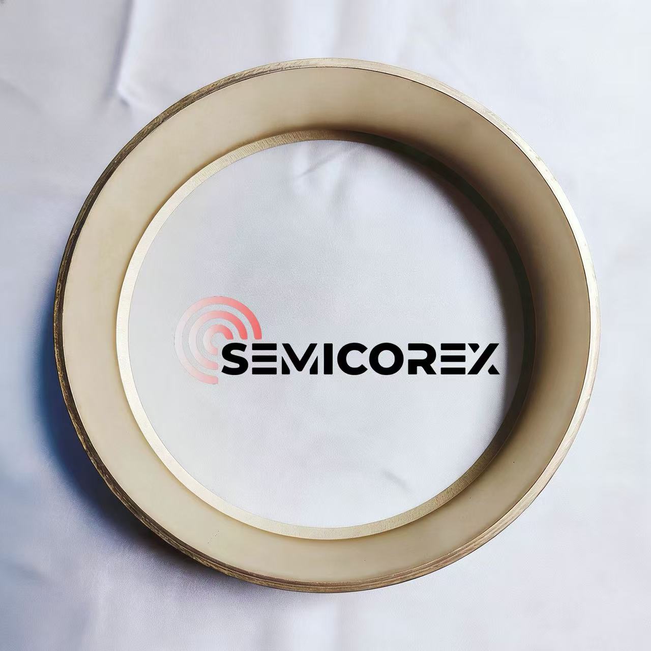 Inele de ghidare acoperite cu carbură de tantal